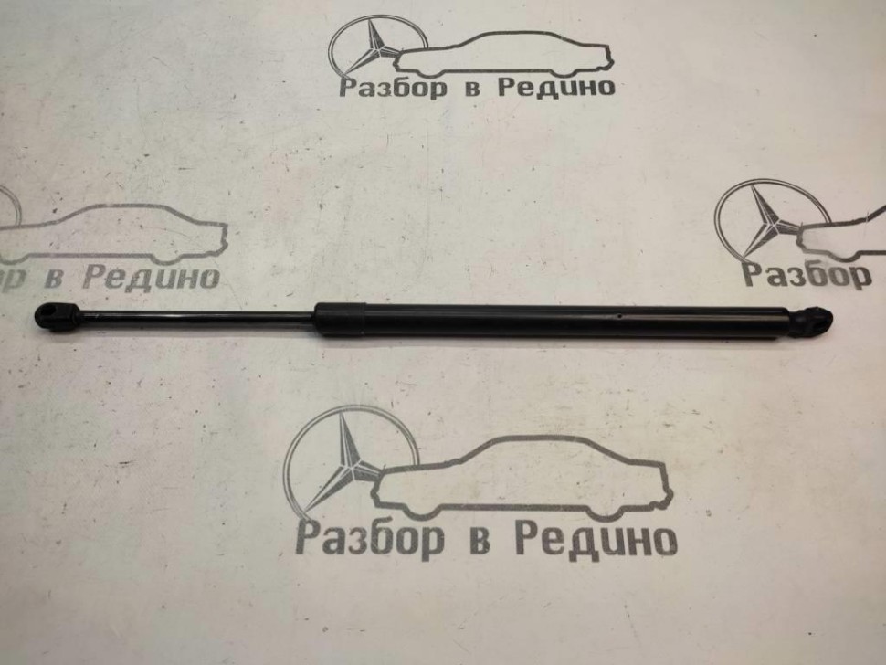 Амортизатор крышки багажника MERCEDES-BENZ M-класс W164 (2005 - 2008) фото 1 — Разборка Мерседес