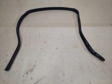 Уплотнитель моторного отсека MERCEDES-BENZ W124 W124/S124/C124/A124 (1984 - 1993) — Разборка Мерседес