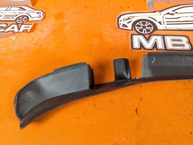 Накладка крышки багажника MERCEDES-BENZ GLC-класс X253 (2015 - 2019) &mdash; Разборка Мерседес