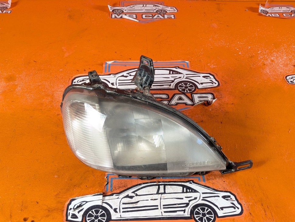 Фара правая MERCEDES-BENZ M-класс W163 (1997 - 2001) фото 1 &mdash; Разборка Мерседес