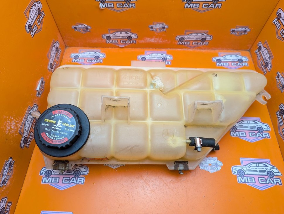 Бачок расширительный MERCEDES-BENZ M-класс W163 рестайлинг (2001 - 2005) фото 1 &mdash; Разборка Мерседес