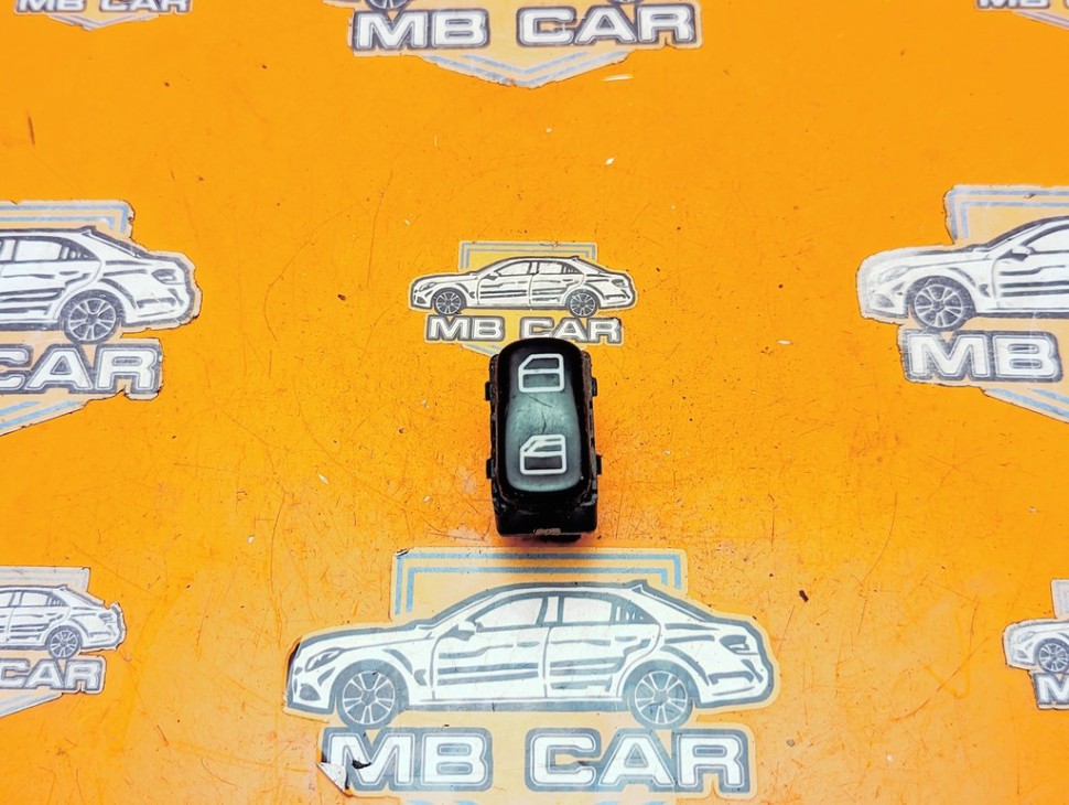 Кнопка стеклоподъемников MERCEDES-BENZ Vito W638 (1996 - 2003) фото 1 &mdash; Разборка Мерседес