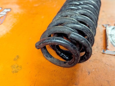 Пружина задняя MERCEDES-BENZ E-класс W211/S211 (2002 - 2006) &mdash; Разборка Мерседес