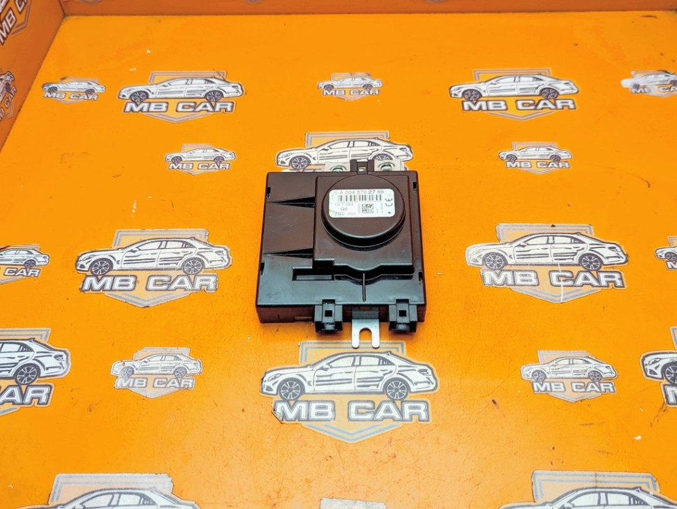 Усилитель антенны MERCEDES-BENZ C-класс W204/S204 (2006 - 2011) фото 1 — Разборка Мерседес