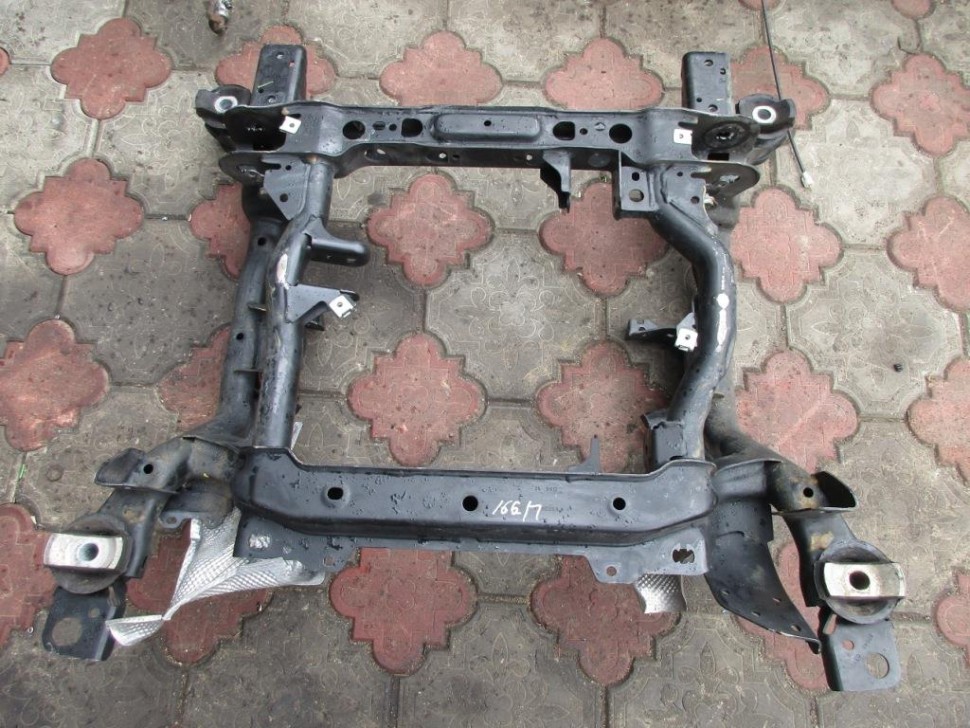 Подрамник передний MERCEDES-BENZ M-класс W166 (2011 - 2015) фото 1 — Разборка Мерседес