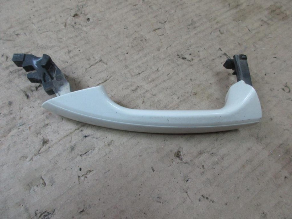 Ручка двери наружняя MERCEDES-BENZ C-класс W204/S204 (2006 - 2011) фото 1 — Разборка Мерседес