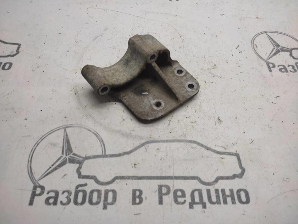 Кронштейн двигателя MERCEDES-BENZ E-класс W211/S211 (2002 - 2006) фото 1 — Разборка Мерседес