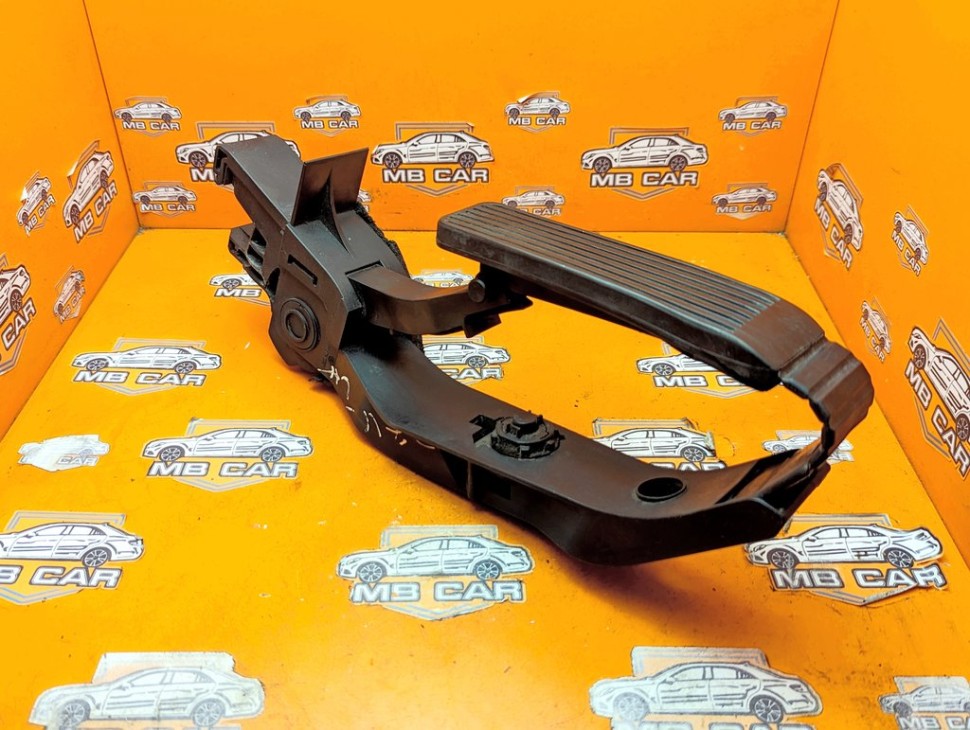 Педаль газа электронная MERCEDES-BENZ E-класс W211/S211 рестайлинг (2006 - 2009) фото 1 &mdash; Разборка Мерседес