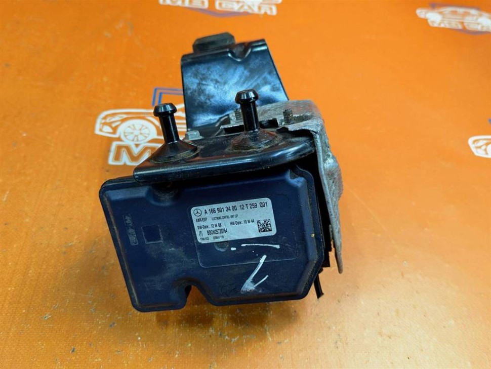 Блок ABS MERCEDES-BENZ GL-класс X166 (2012 - 2016) фото 1 — Разборка Мерседес