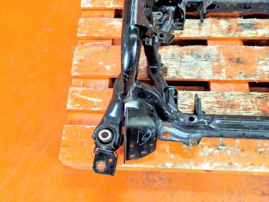 Подрамник передний MERCEDES-BENZ GLE-класс W166 (2015 - 2018) — Разборка Мерседес