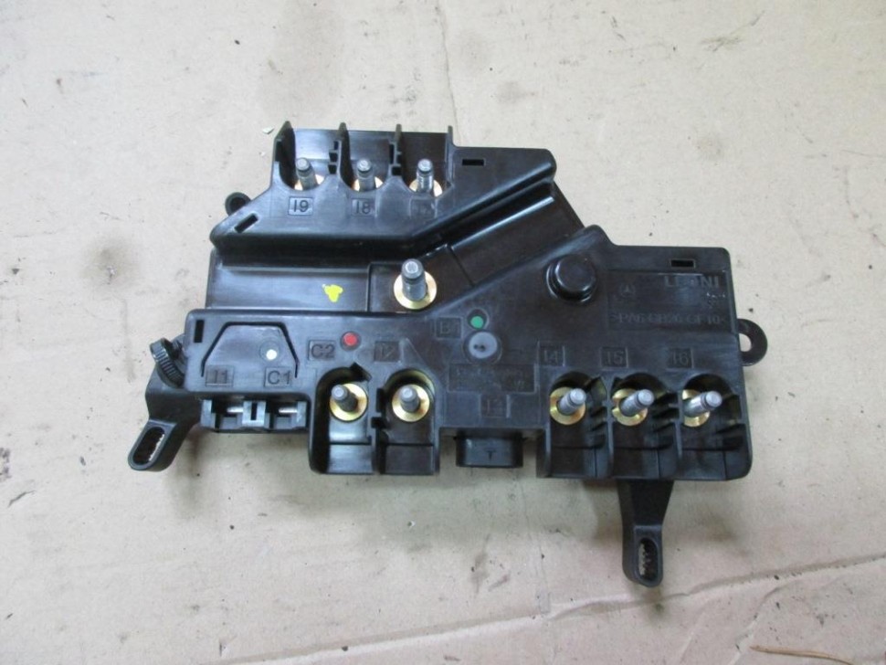 Блок предохранителей MERCEDES-BENZ S-класс W222/C217/A217 (2013 - 2017) фото 1 — Разборка Мерседес