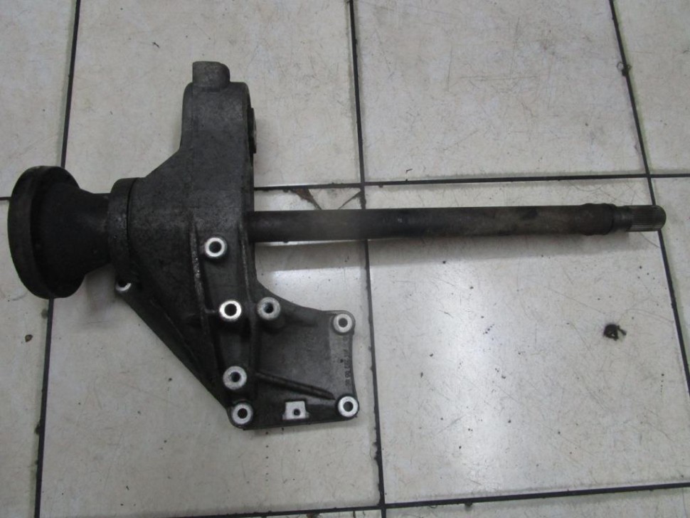 Вал промежуточный перед привода MERCEDES-BENZ Vito W638 (1996 - 2003) фото 1 — Разборка Мерседес