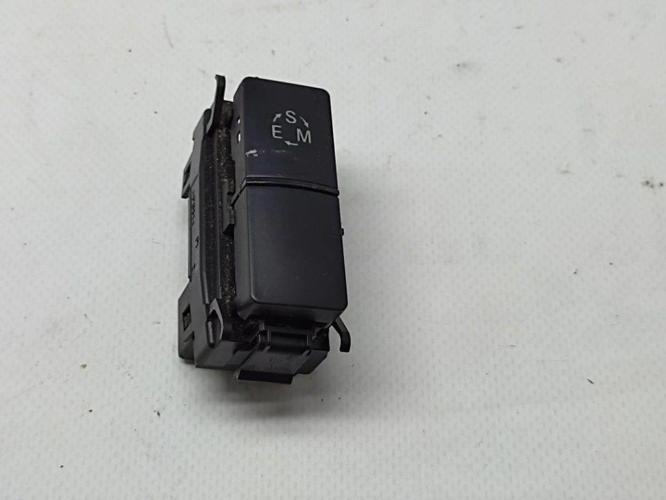Кнопка MERCEDES-BENZ CLS-класс C218/X218 (2010 - 2014) фото 1 — Разборка Мерседес