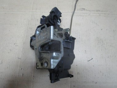 Замок двери передней левой MERCEDES-BENZ CLK-класс C208/W208 (1997 - 2000) — Разборка Мерседес