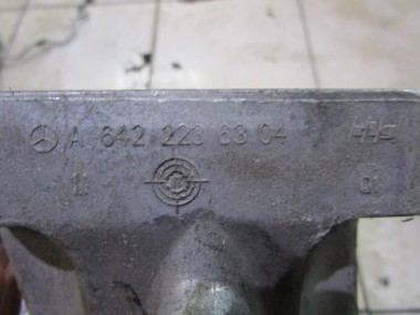 Лапа левая MERCEDES-BENZ M-класс W166 (2011 - 2015) — Разборка Мерседес