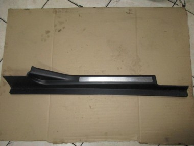 Накладка порога внутренняя MERCEDES-BENZ C-класс W203/S203/CL203 рестайлинг (2004 - 2008) — Разборка Мерседес