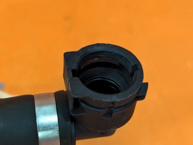 Патрубок ОЖ MERCEDES-BENZ E-класс W213/S213/C238/A238 (2016 - 2021) — Разборка Мерседес