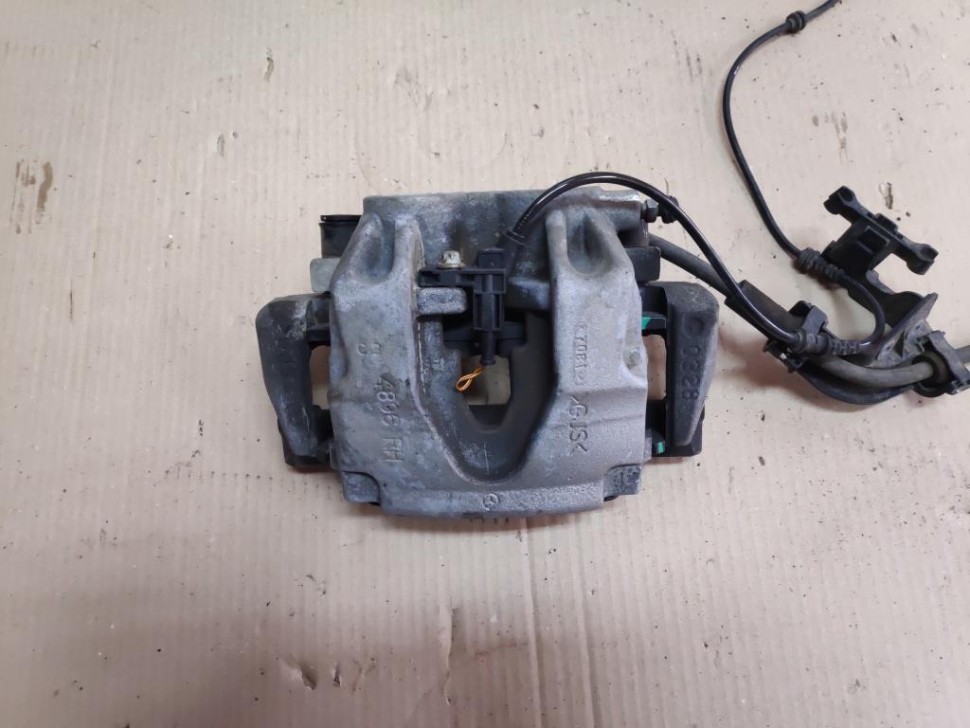 Суппорт передний правый MERCEDES-BENZ GLE-класс W166 (2015 - 2018) фото 1 — Разборка Мерседес