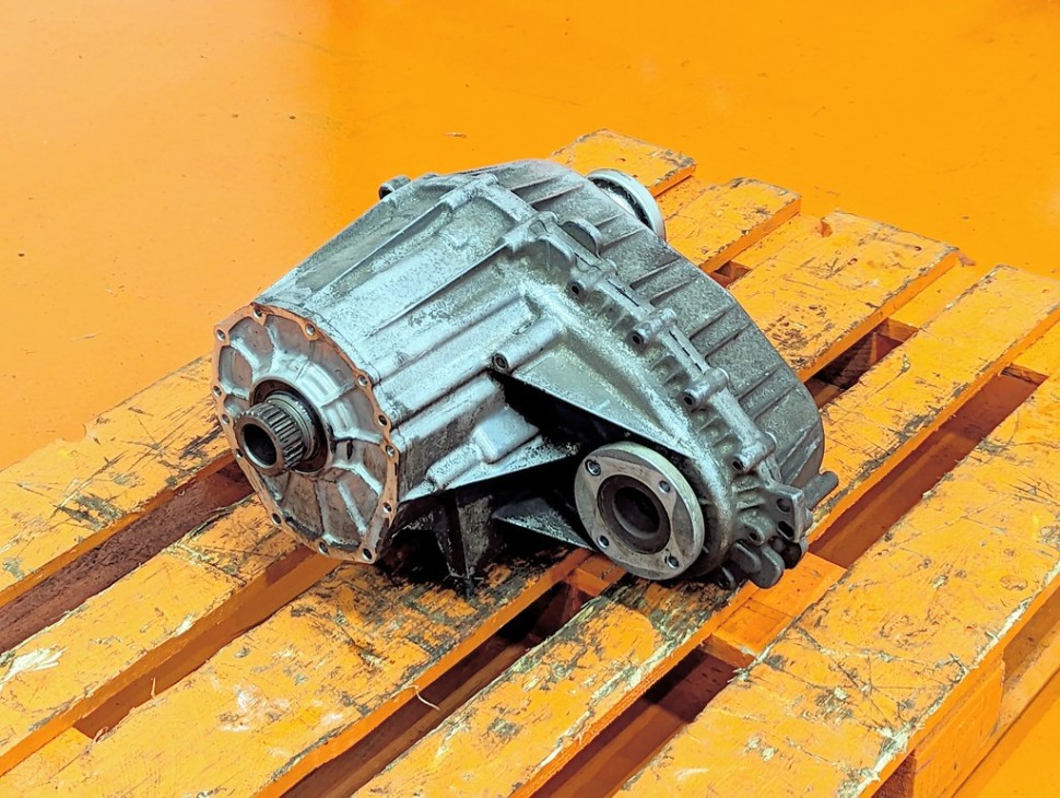 Раздаточная коробка MERCEDES-BENZ M-класс W163 рестайлинг (2001 - 2005) фото 1 — Разборка Мерседес