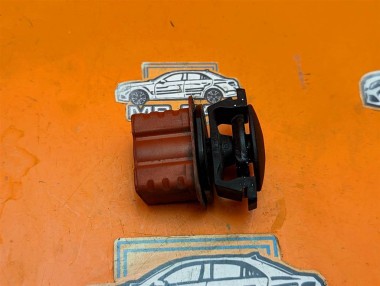 Клипса радиатора MERCEDES-BENZ E-класс W211/S211 (2002 - 2006) — Разборка Мерседес