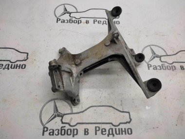 Кронштейн интеркуллера MERCEDES-BENZ E-класс W213/S213/C238/A238 (2016 - 2021) — Разборка Мерседес