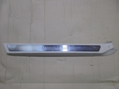 Накладка порога внутренняя MERCEDES-BENZ E-класс W212/S212/C207/A207 рестайлинг (2013 - 2016) — Разборка Мерседес