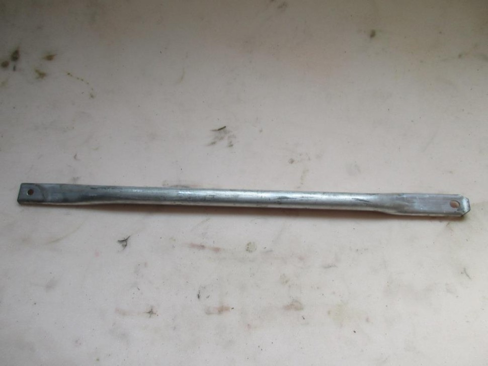 Распорка MERCEDES-BENZ C-класс W205/S205/C205/A205 (2014 - 2018) фото 1 — Разборка Мерседес