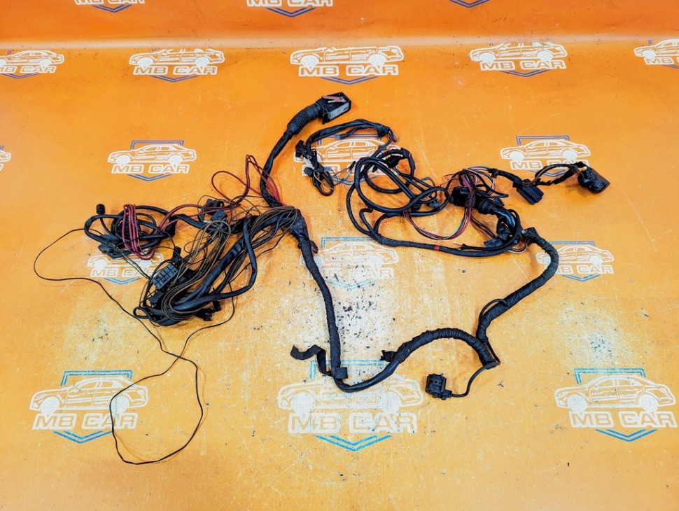 Проводка подкапотная MERCEDES-BENZ E-класс W124/S124/C124/A124 (1984 - 1997) фото 1 — Разборка Мерседес