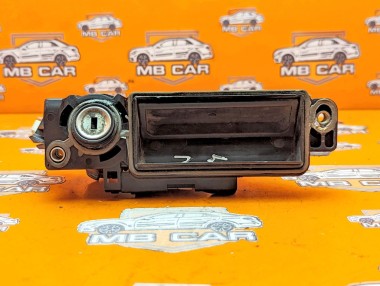 Ручка открытия багажника MERCEDES-BENZ E-класс W211/S211 (2002 - 2006) — Разборка Мерседес