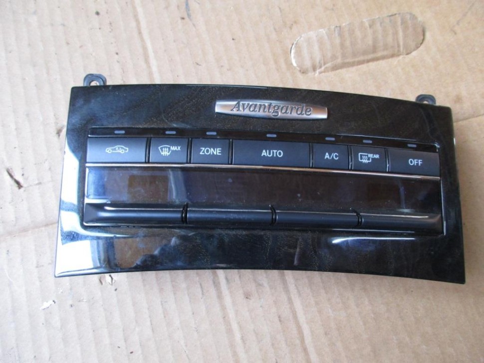 Панель управления климатом MERCEDES-BENZ E-класс W212/S212/C207/A207 (2009 - 2013) фото 1 — Разборка Мерседес