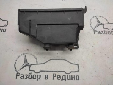 Корпус блока предохранителей MERCEDES-BENZ R-класс W251 (2005 - 2007) — Разборка Мерседес