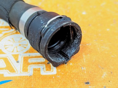 Патрубок ОЖ MERCEDES-BENZ C-класс W205/S205/C205/A205 (2014 - 2018) — Разборка Мерседес