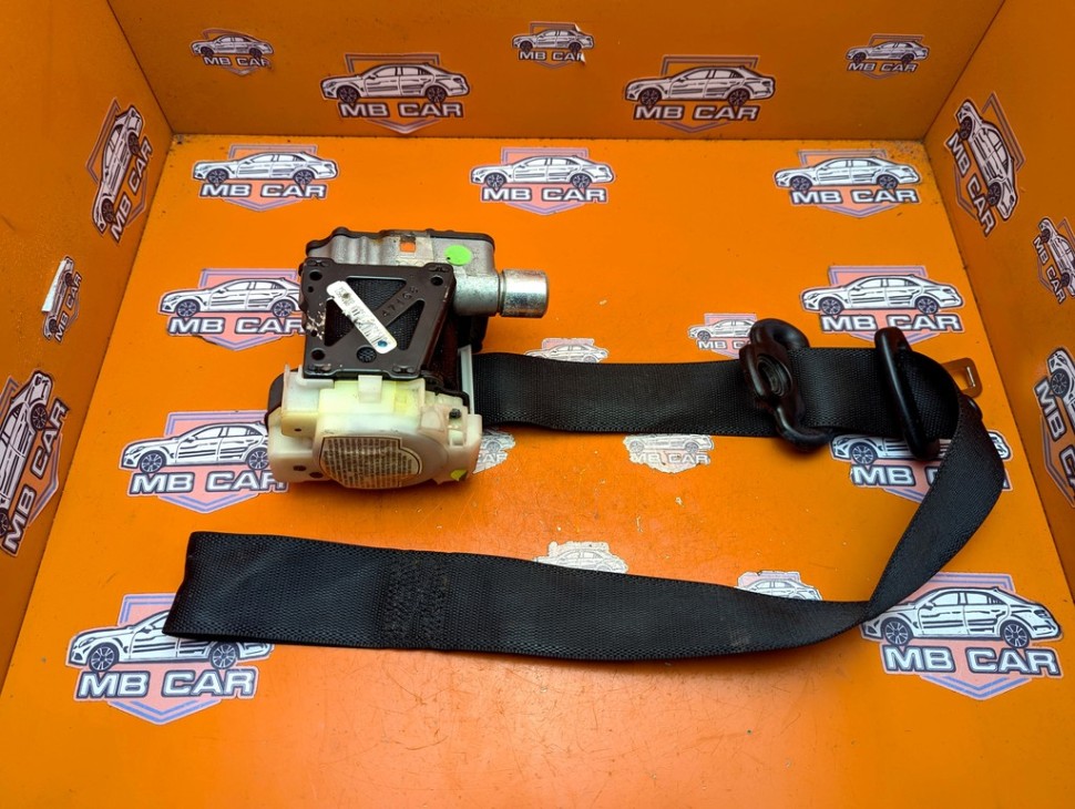 Ремень безопасности передний правый MERCEDES-BENZ C-класс W203/S203/CL203 (2000 - 2004) фото 1 — Разборка Мерседес