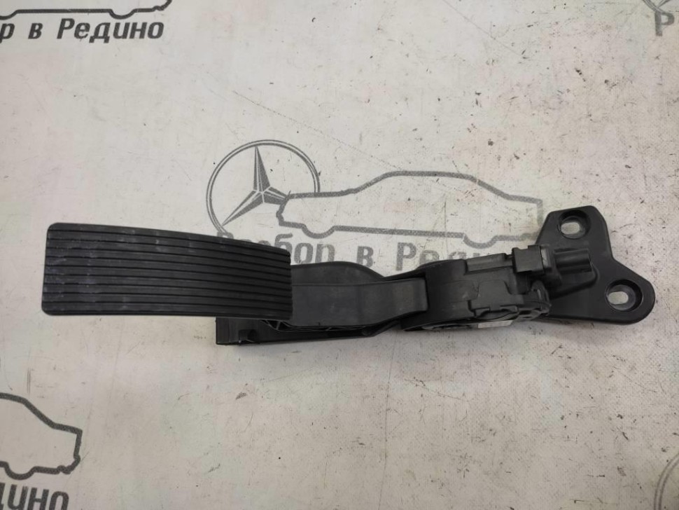 Педаль газа электронная MERCEDES-BENZ GLE-класс W166 (2015 - 2018) фото 1 — Разборка Мерседес