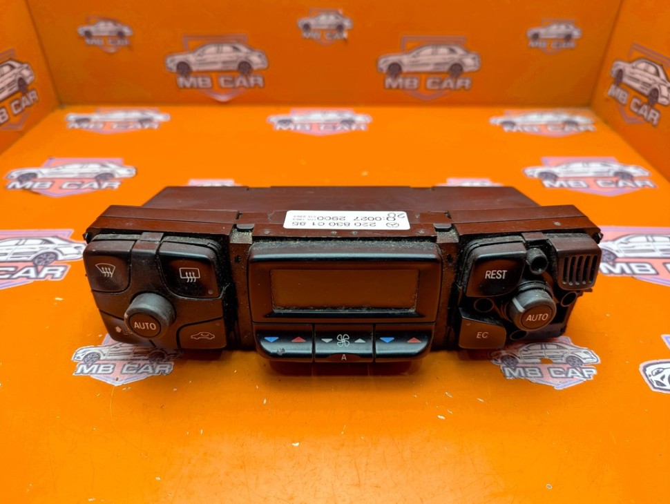 Панель управления климатом MERCEDES-BENZ S-класс W220 (1998 - 2005) фото 1 — Разборка Мерседес