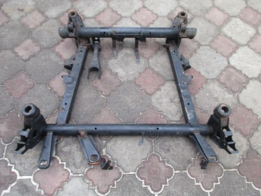 Подрамник передний MERCEDES-BENZ V-class W638 — Разборка Мерседес