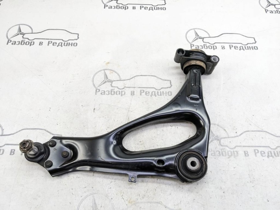 Рычаг передний нижний правый MERCEDES-BENZ V-класс W447 рестайлинг (2019 - 2025) фото 1 — Разборка Мерседес