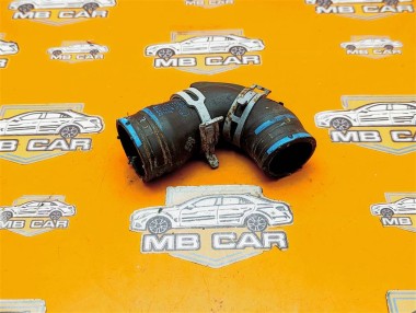 Патрубок ОЖ MERCEDES-BENZ C-класс W204/S204 (2006 - 2011) — Разборка Мерседес