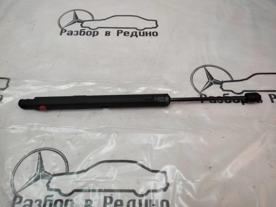 Амортизатор капота MERCEDES-BENZ R-класс W251 (2005 - 2007) фото 1 — Разборка Мерседес