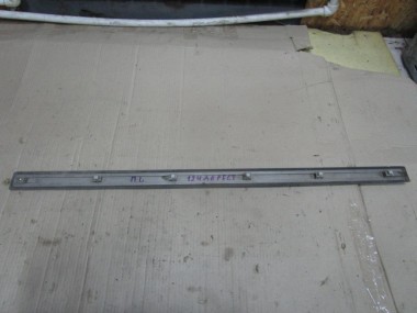 Молдинг двери MERCEDES-BENZ W124 W124/S124/C124/A124 (1984 - 1993) — Разборка Мерседес