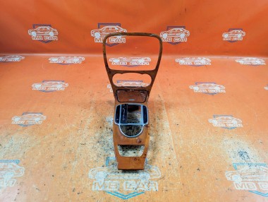 Накладка консоли (борода) MERCEDES-BENZ SL-класс R230 рестайлинг 2 (2008 - 2011) — Разборка Мерседес