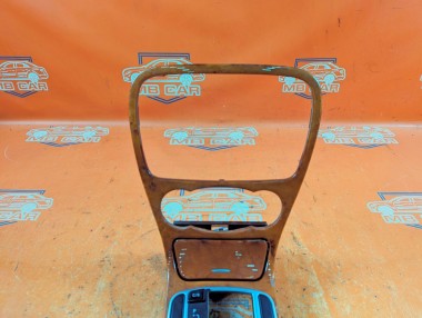 Накладка консоли (борода) MERCEDES-BENZ SL-класс R230 рестайлинг 2 (2008 - 2011) — Разборка Мерседес