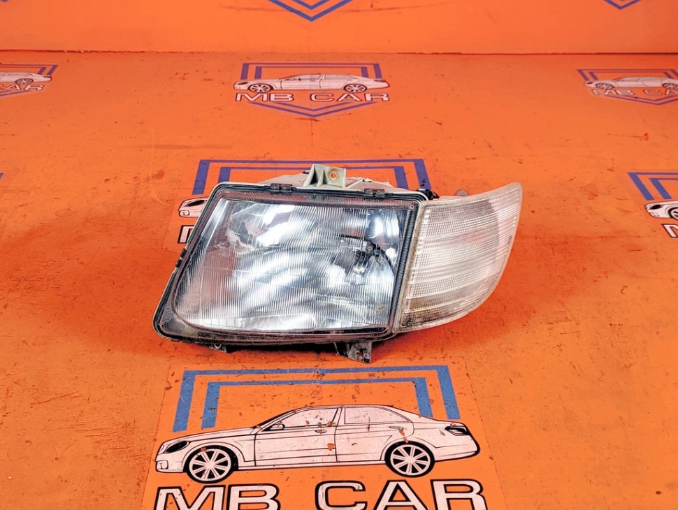 Фара левая MERCEDES-BENZ Vito W638 (1996 - 2003) 108 2.3 CDI MT (79 л.с.) фото 1 &mdash; Разборка Мерседес