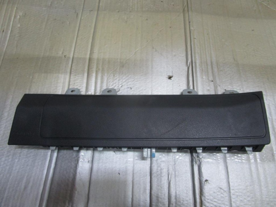 Подушка безопасности коленная MERCEDES-BENZ CLA-класс C117/X117 (2013 - 2016) фото 1 — Разборка Мерседес