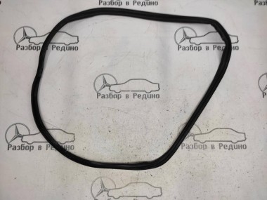 Уплотнитель стекла MERCEDES-BENZ V-класс W639 (2003 - 2014) — Разборка Мерседес