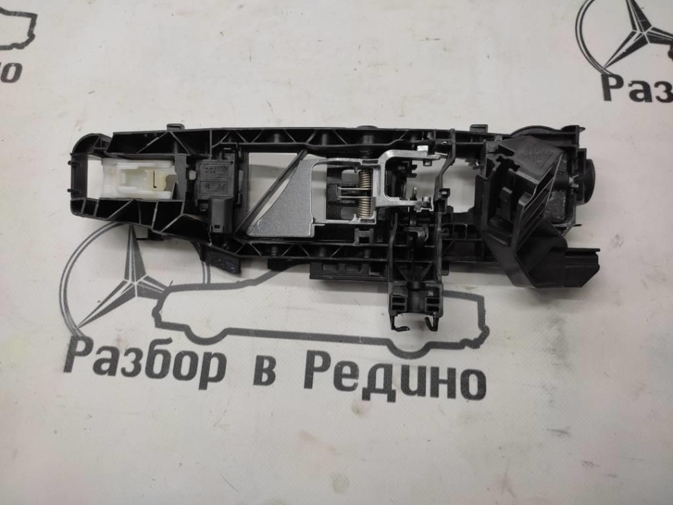 Ответная часть замка двери MERCEDES-BENZ CLS-класс C257 (2017 - 2021) фото 1 — Разборка Мерседес