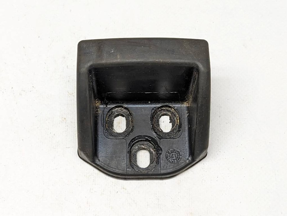 Упор двери MERCEDES-BENZ Sprinter W906 (2006 - 2019) фото 1 — Разборка Мерседес