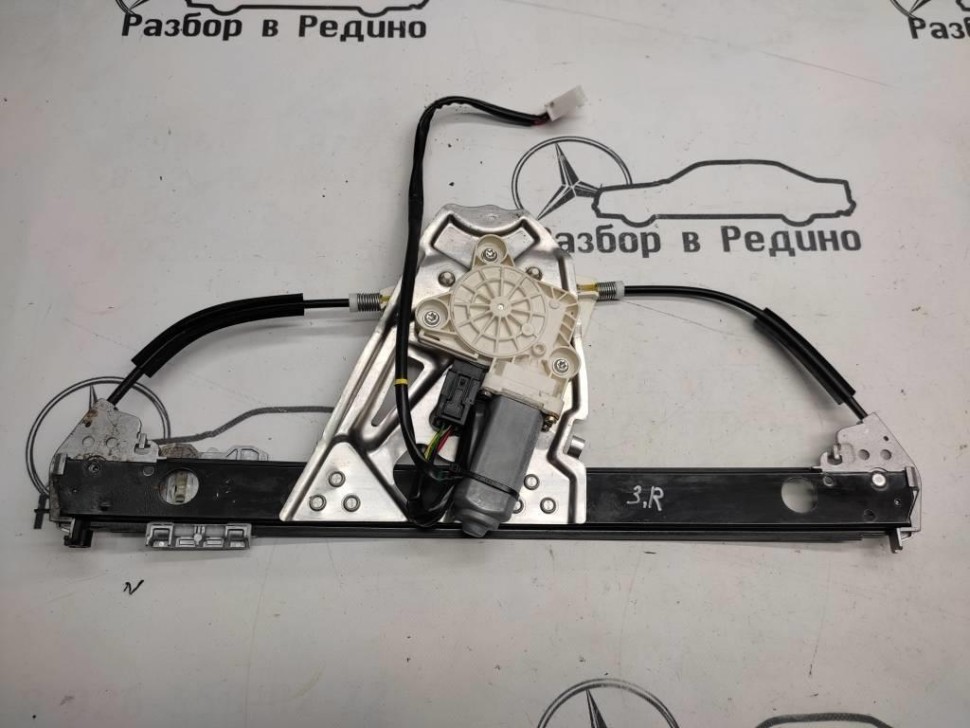 Стеклоподъемник задний правый MERCEDES-BENZ S-класс W220 рестайлинг (2002 - 2005) фото 1 — Разборка Мерседес