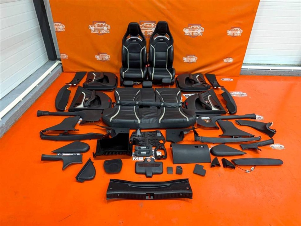 Салон MERCEDES-BENZ C-класс AMG W205/S205/C205/A205 (2014 - 2018) фото 1 — Разборка Мерседес