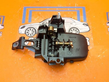 Ручка открытия багажника MERCEDES-BENZ E-класс W211/S211 (2002 - 2006) &mdash; Разборка Мерседес